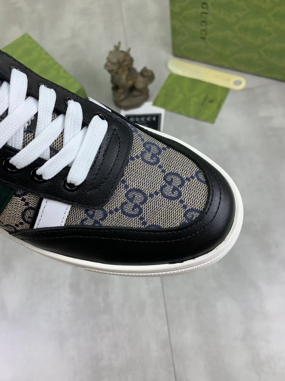Men's men's shoes 💰P420💰【New style】(GUCCI) official website's latest 🎁🎁casual and fashionable men's shoes👟, hot style 💥 style is simple and elegant, exclusive for trendy men. Unique official website's latest brand double G element Elements 👑 Original Gucci decoration, fashionable and generous, original calfskin fabric ✅ Fully imported first-layer pigskin lining, official website designated wear-resistant, lightweight original rubber casual outsole, classic model taken in real life 🎬39-44 5️⃣ colors available